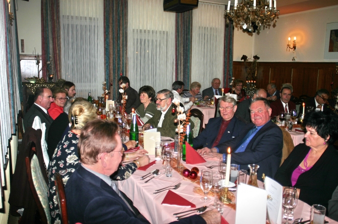 2008-12-13 Weihnachtsfeier Zapfel